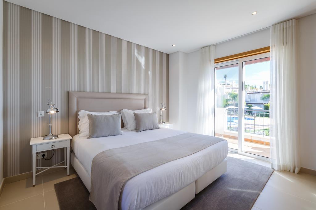 The Crest Hotell Almancil Rom bilde
